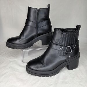 Sincerely Jules Dolphin Black Lug Sole Moto Boots, women sz 9M